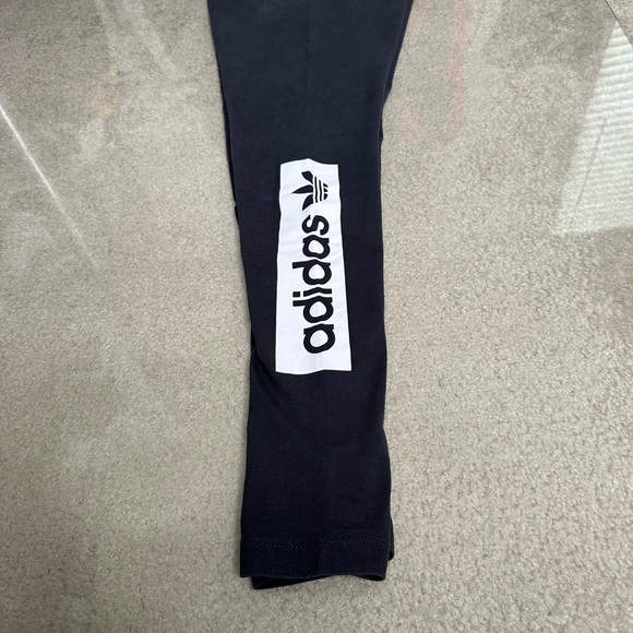 ADIDAS CHARCOAL GREY LEGGINGS & T SHIRT 2 PIECE SET XS/S - Picture 4 of 12